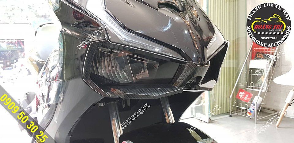 Trang trí xe Airblade 2020 - Ốp đèn pha Airblade 2020 sơn carbon