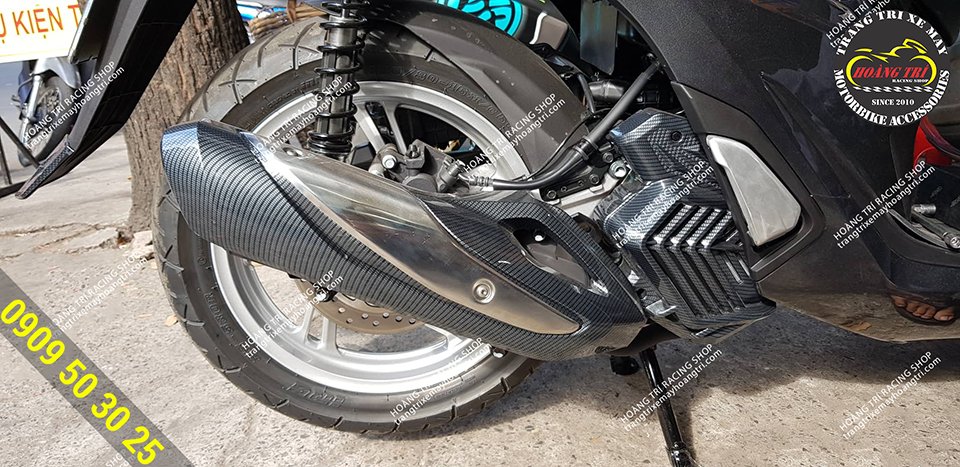 Sh 2020 muffler with carbon paint