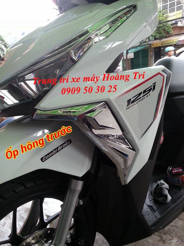 Click Thai car accessories - Chrome plated front side skirts