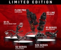 Phụ kiện đồ chơi RCB kỷ niệm 30 năm - Phiên bản giới hạn cực hiếm!