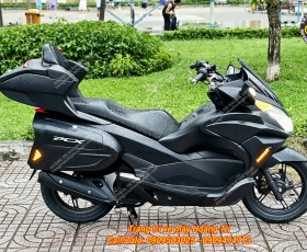 Hành trình độ xe PCX 2014 giống Goldwing từ Vĩnh Long gửi đến shop Hoàng Trí