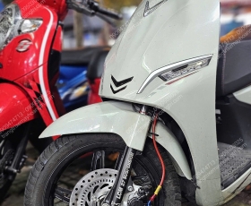 Vinfast Feliz độ dàn chân trước sau - Nhìn gọn gàng, an toàn và chạy êm ái hơn