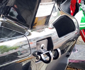 Móc treo đồ xe Yadea Velax