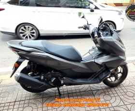 PCX 160 lên đồ nhẹ nhàng mà chất chơi với dàn phụ kiện cực xịn!