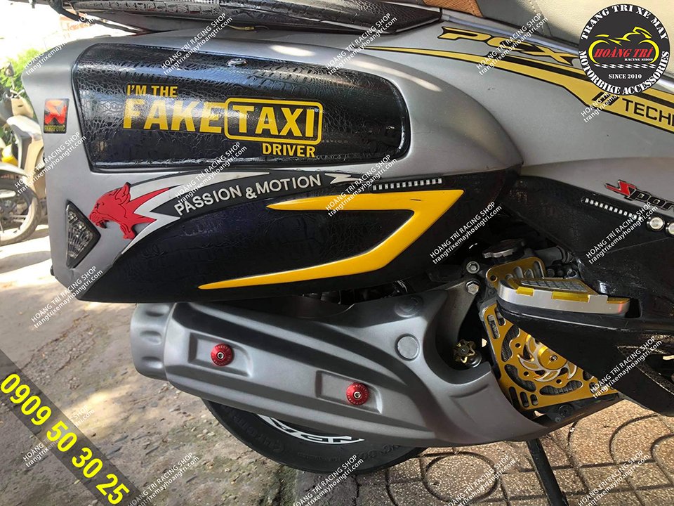 Composite muffler for PCX 2014-2018 with full silver paint