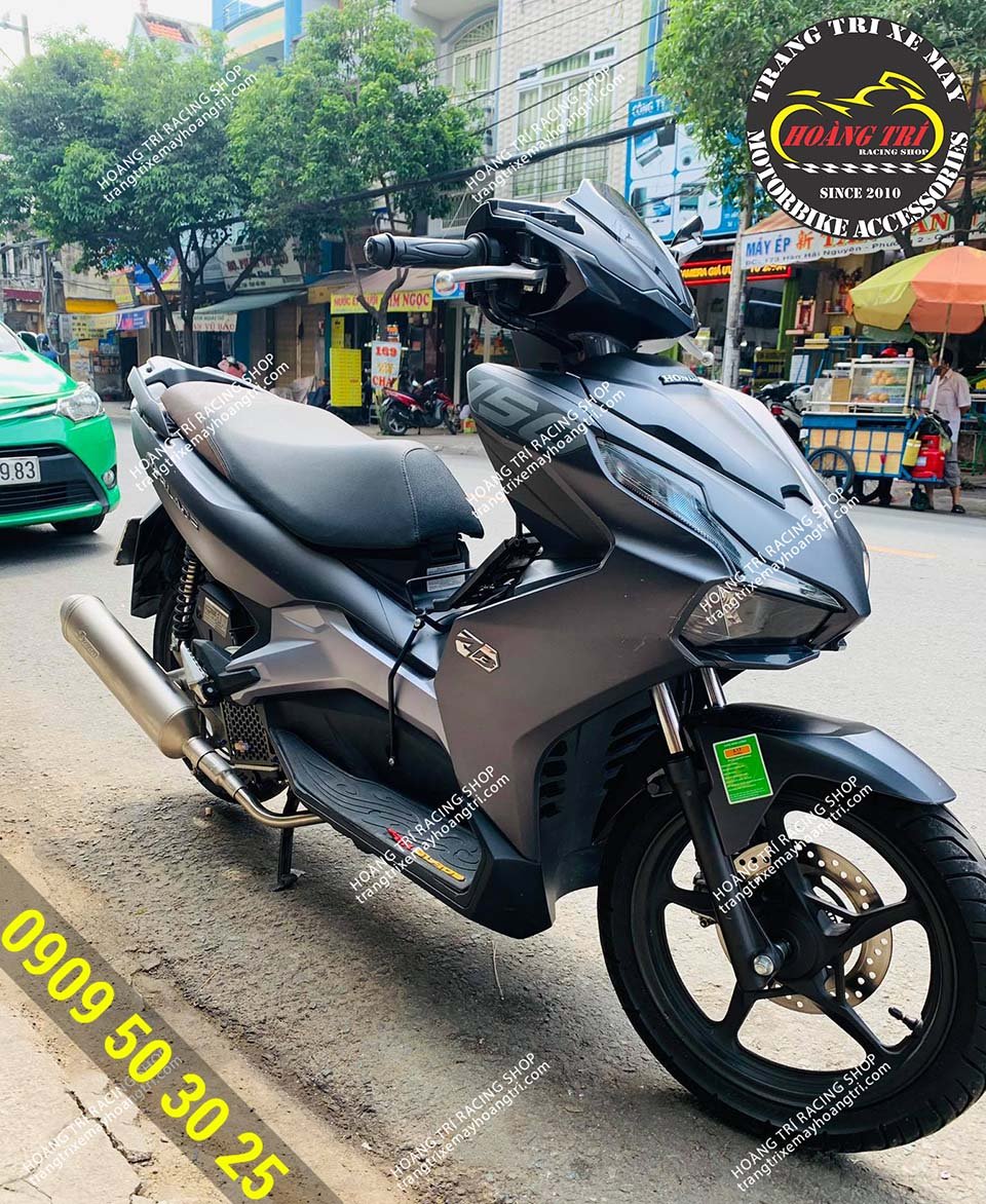 4Road exhaust is equipped for Airblade 2020
