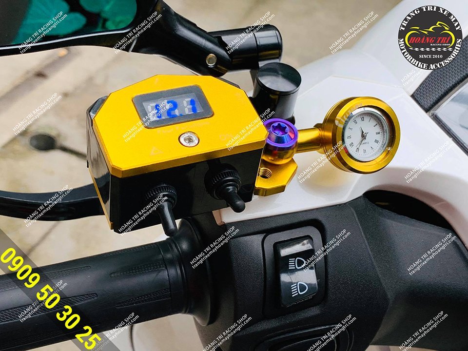 Xe máy điện Pega-S nâng cấp đồ chơi xe tại Hoàng Trí