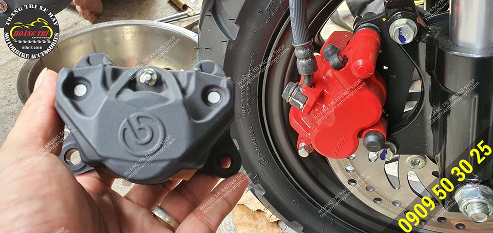 On hand, genuine Brembo oil pig is about to install MSX