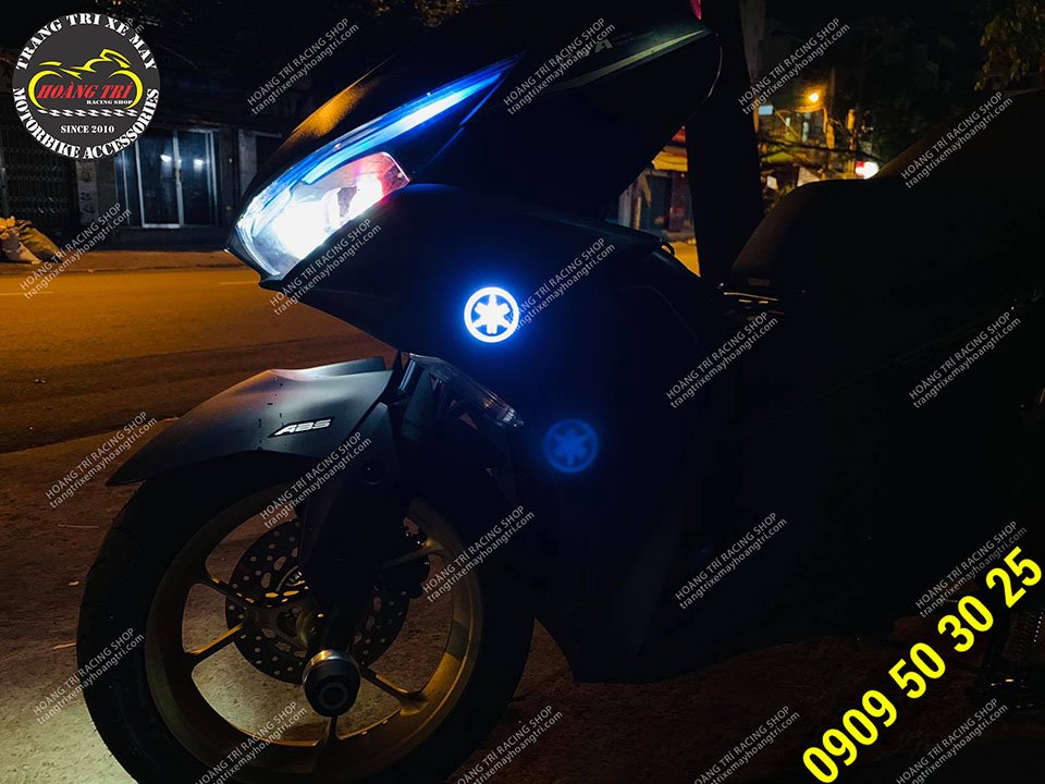 LED Yamaha logo is also decorated on both sides
