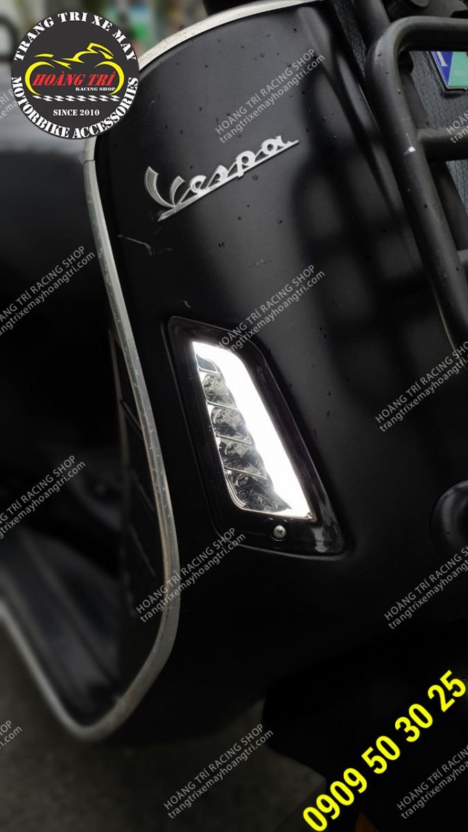 Xi nhan LED Tun (xi nhan trước) bên phải cho xe Vespa GTS