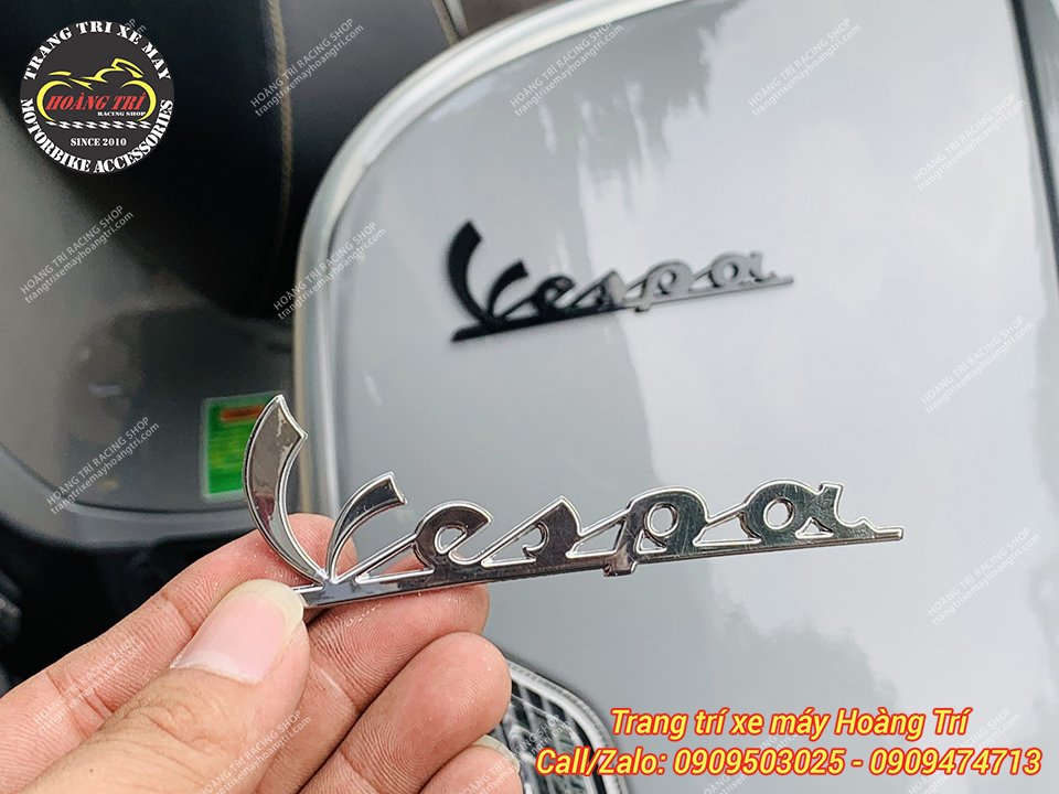 Trên tay tem màu bạc zin của xe Vespa GTS