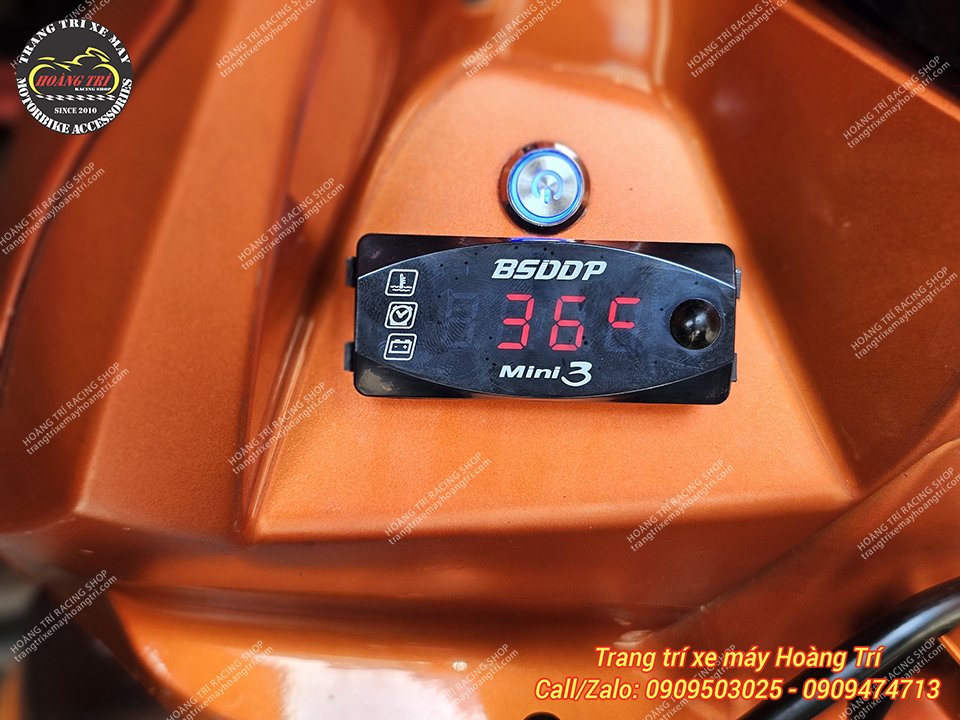 Combo đồng hồ Sum mini 3 chức năng tiện lợi được lắp đặt cho xe Airblade 2016 (chế độ xem nhiệt độ)
