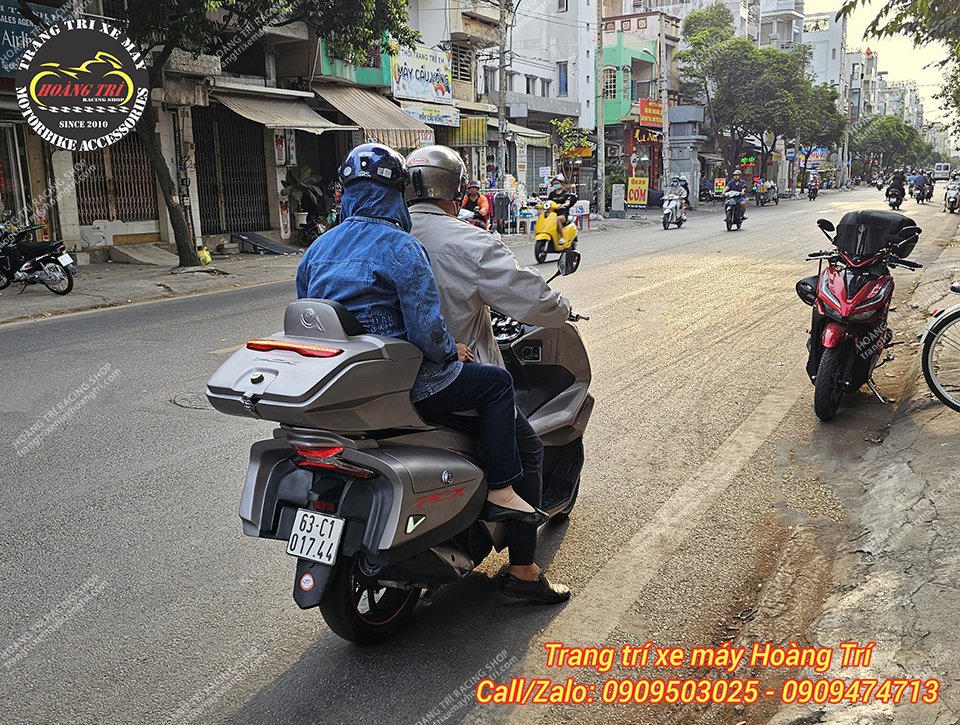 Cảm ơn anh chị khách hàng đã từ An Giang lên TPHCM để trang bị cho xế cưng