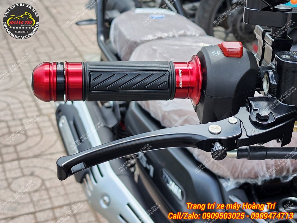 Bao tay Biker tông sẹc tông với gù được lựa chọn kết hợp với nhau cho xe