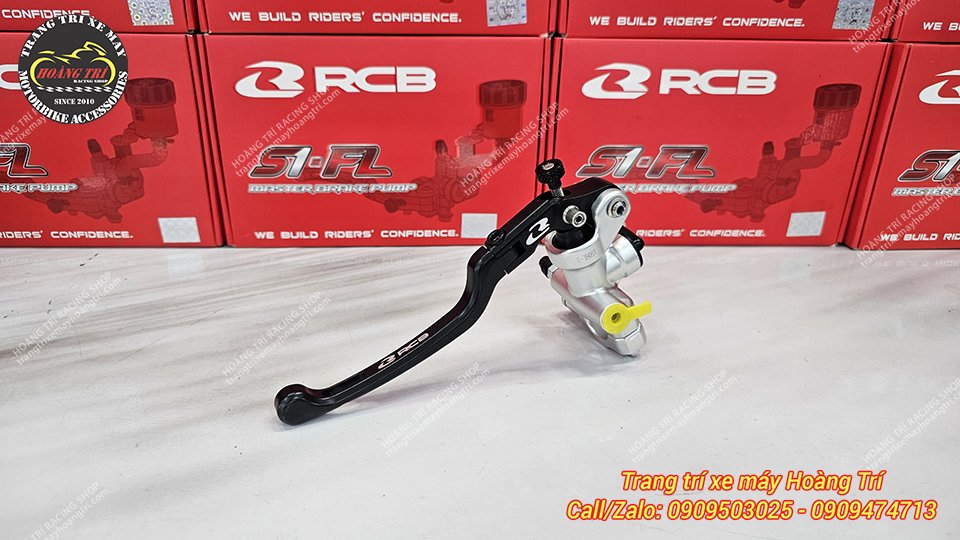 Cận cảnh tay thắng bên trái Racing Boy S1 V2 mẫu 2024 (Màu trắng - bên trái)