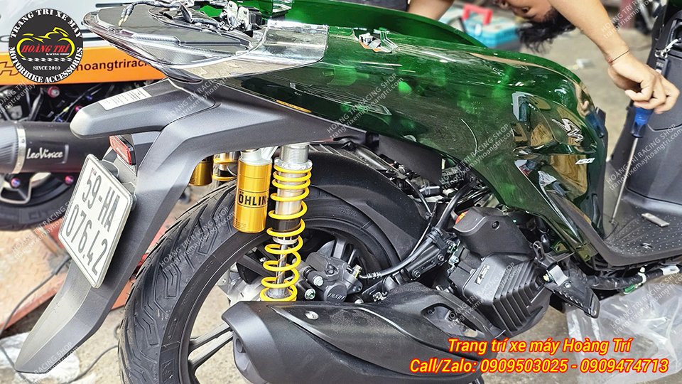 Màu vàng đặc trưng của Ohlins giúp xế cưng trở nên cuốn hút hơn