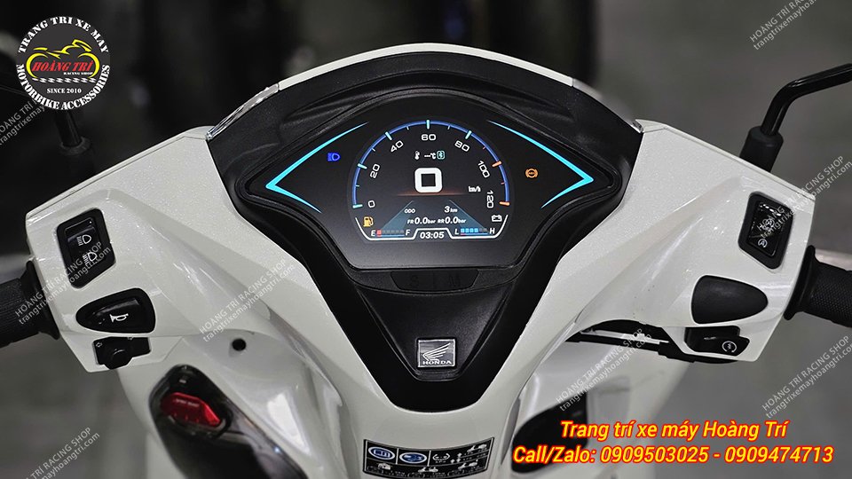 Cận cảnh chế độ tối của đồng hồ Vespa full LCD đã lắp cho Lead 4val 2024