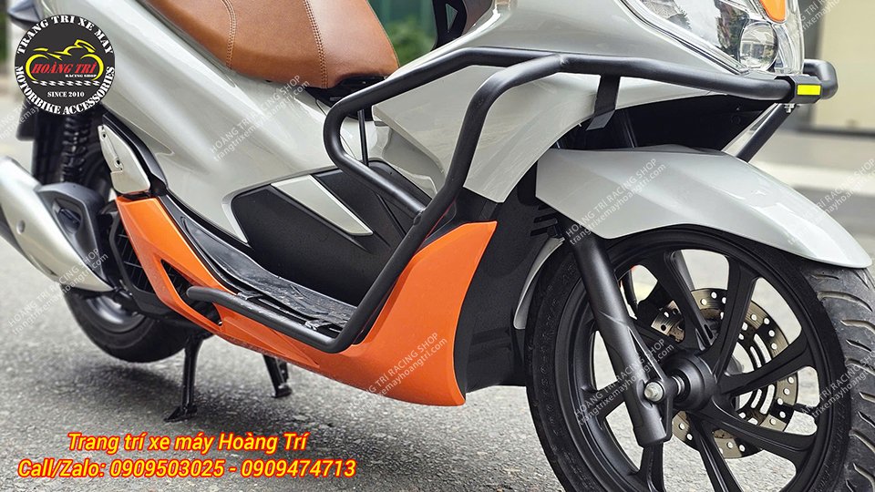 Hình ảnh xe PCX 2018 đã được nâng cấp khung chống đổ