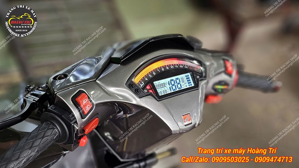 Thêm chiếc Airblade 2016 nậng cấp đồng hồ ZX10r hiện đại