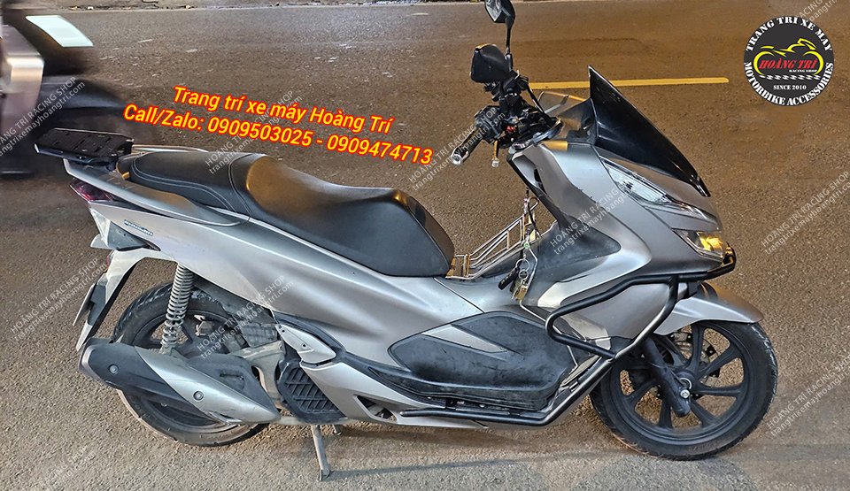 Tổng thể xe PCX với các phụ kiện tiện ích và bảo vệ xe