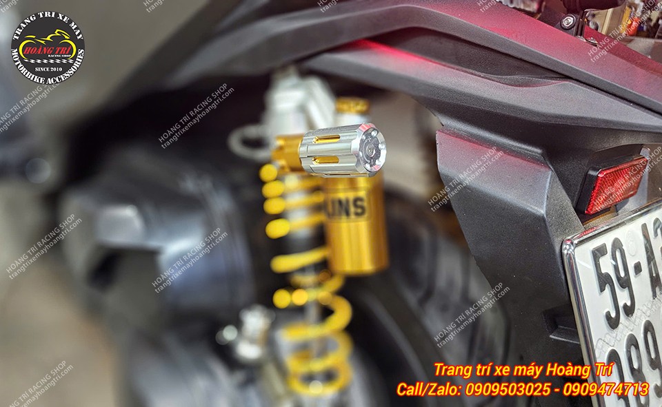 Một phụ kiện giúp nâng cấp phuộc Ohlins đẳng cấp hơn