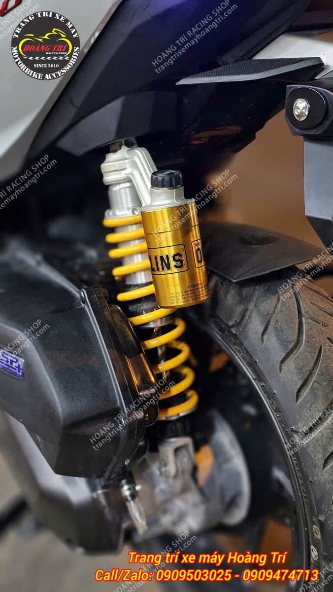 Sự góp mặt của phuộc Ohlins càng làm tăng chất chơi của anh khách