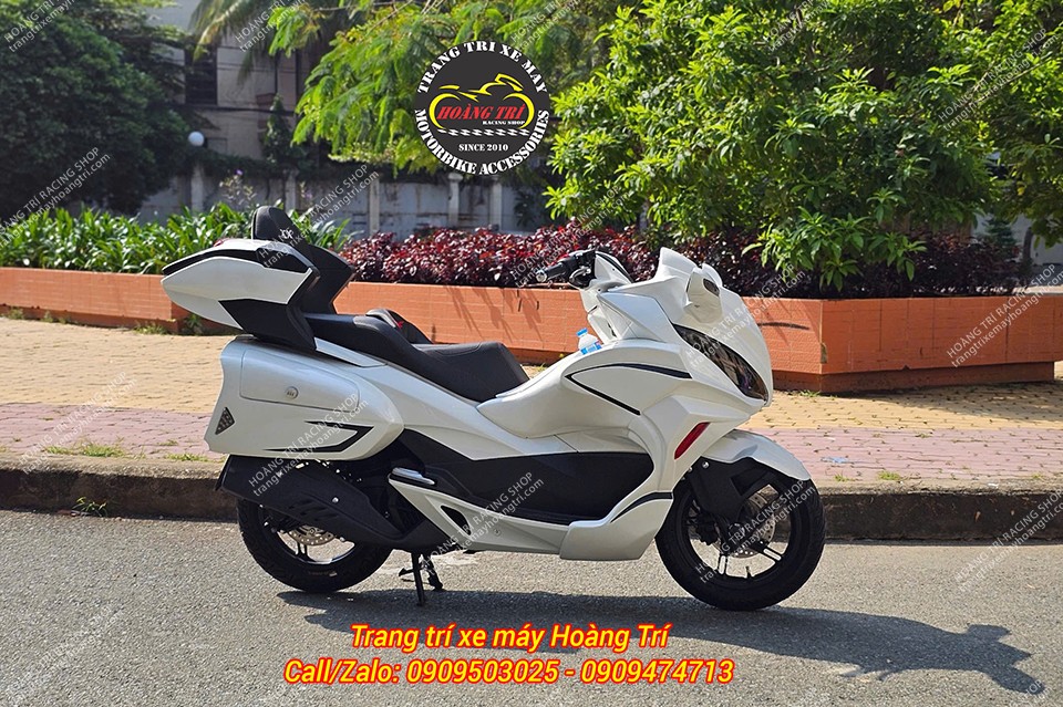 Yên 2 tầng càng làm tăng phong cách cho xe PCX 2014 độ phong cách Goldwing