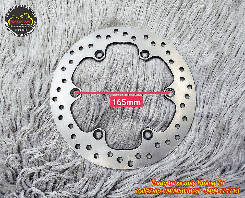 Kích thước tâm lỗ 165mm phù hợp cho cả 2 dòng xe Winner X V2/V3