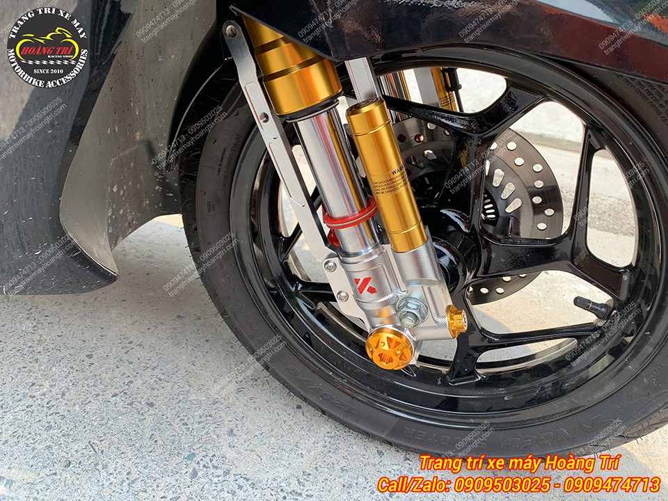 PCX 160 trắng tinh khôi lên phuộc Kingham vàng gold cực nổi
