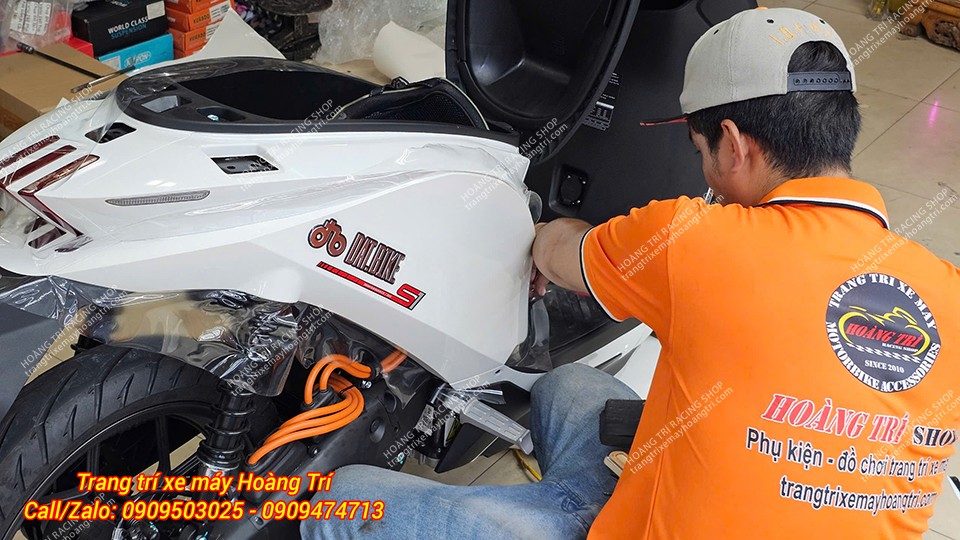 Từng vị trí mép được dán cẩn thận và giấu keo đẹp mắt