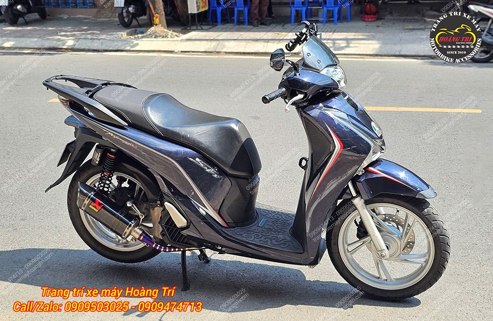 Akrapovic càng trở nên đẳng cấp hơn khi trang bị trên dòng xe Sh 2017