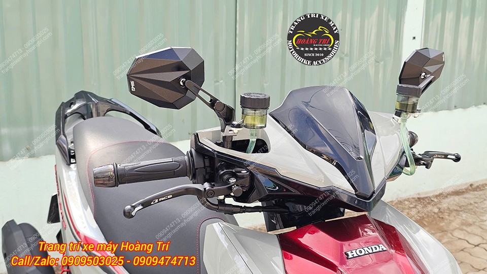 Tay thắng Racing Boy S1 kèm bình dầu rời hỗ trợ cảm giác phanh mượt và phản hồi nhanh