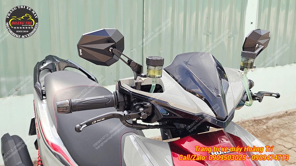 Kiểu dáng đậm chất thể thao cùng các đường nét sắc sảo