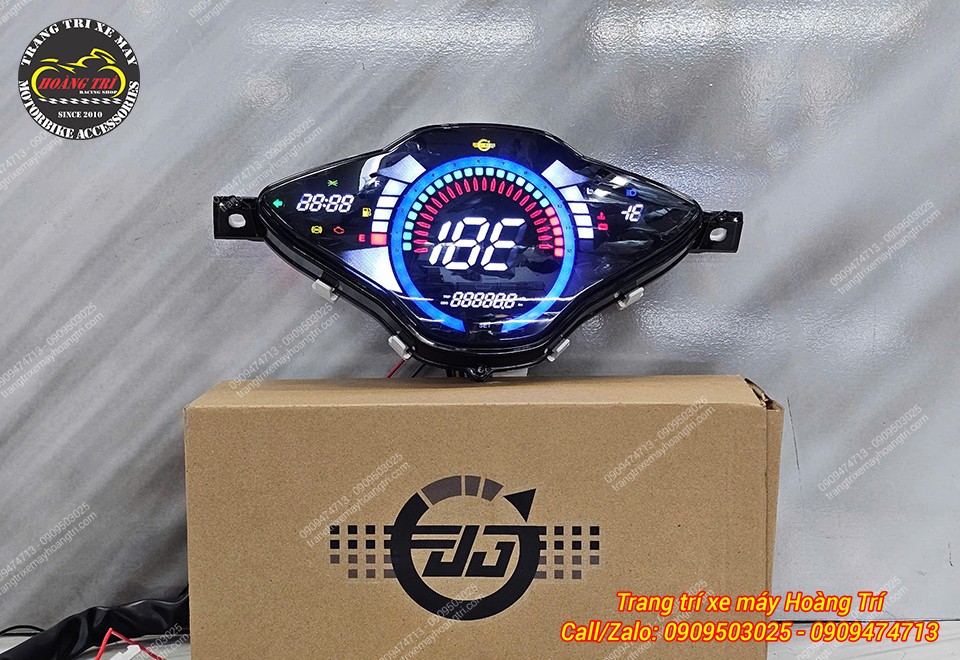 Mẫu đồng hồ này hỗ trợ đầy đủ các chức năng quan trọng cần thiết cho xe máy