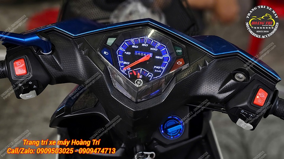 Việc thay đồng hồ nguyên bản sẽ làm diện mạo xe thay đổi rõ rệt