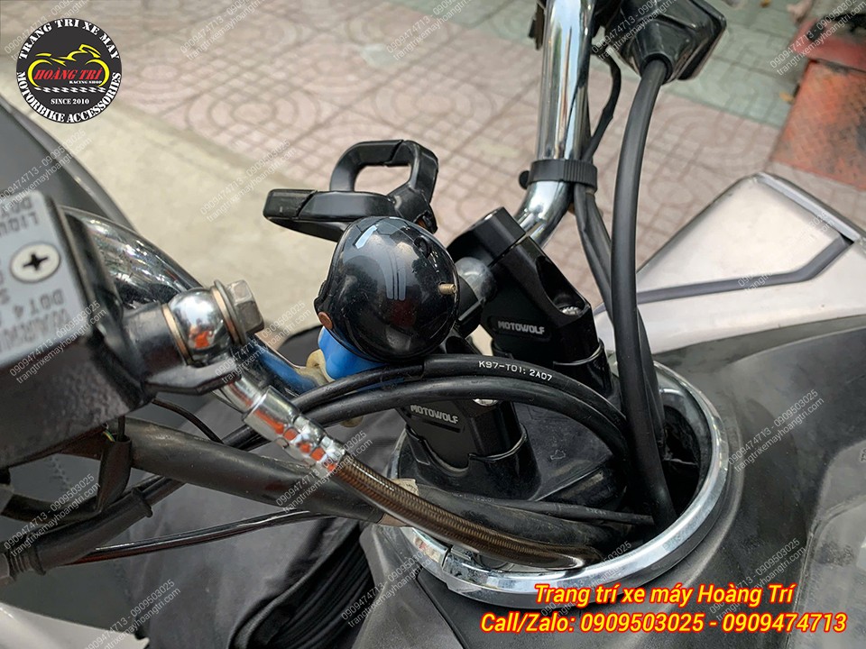 Chất liệu cao cấp đảm bảo độ cứng cáp, phù hợp cả khi đánh lái gấp