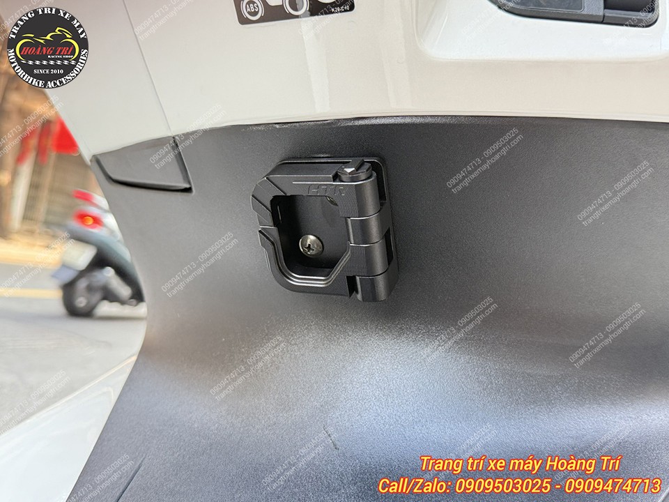 Gợi ý thêm một món tiện ích đáng tham khảo: Móc treo đồ CNC cho PCX 160 2025