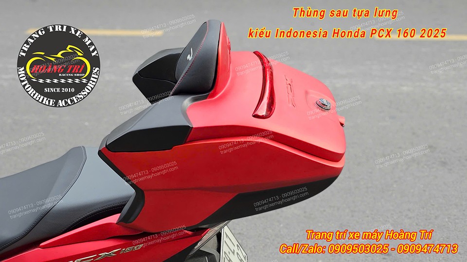Thùng sau (Rear Box) màu đỏ đã được lắp hoàn chỉnh trên xe PCX 160