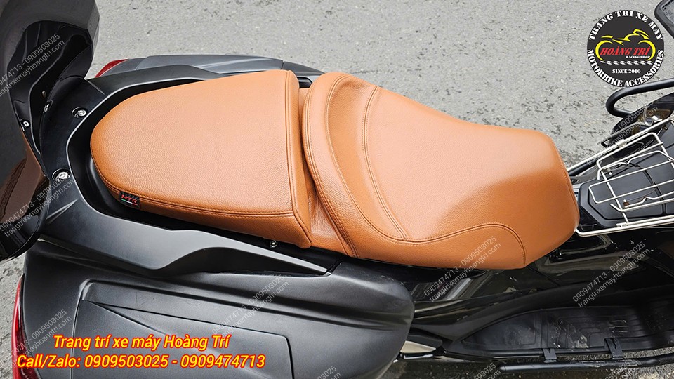 Sau khi nâng cấp, màu nâu tạo nên điểm nhấn cá tính cho xế cưng.