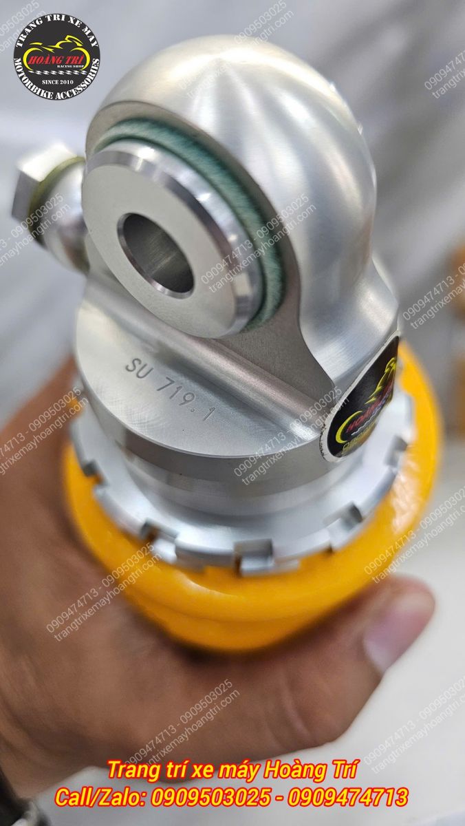 Mỗi phuộc đều được in khắc model Su719 sắc nét