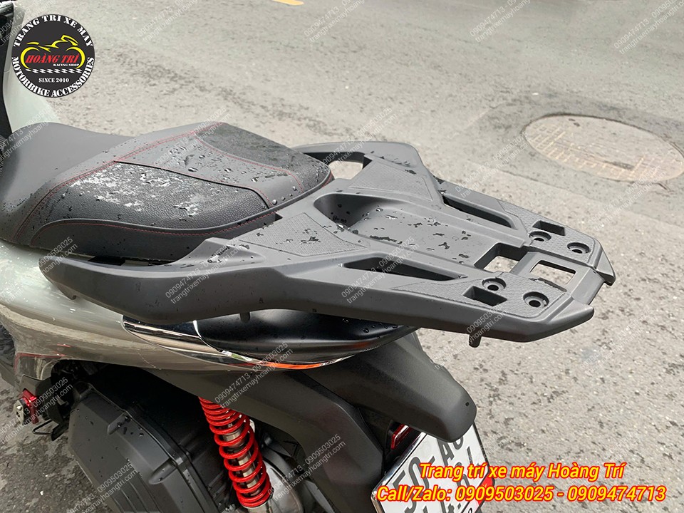Ngoài niềm đam mê với phong cách thể thao, chủ xe cũng đề cao vẻ hiện đại của mẫu Sh 350i