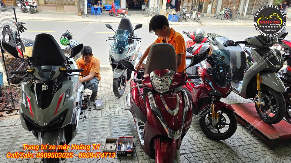 Hai anh khách tuy không hẹn nhưng đều cùng đến từ Vũng Tàu