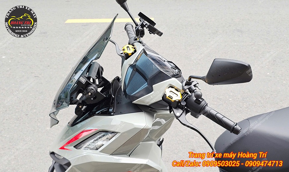 Ngoài ra, kính ADV cũng được trang bị cho xe Vario 160