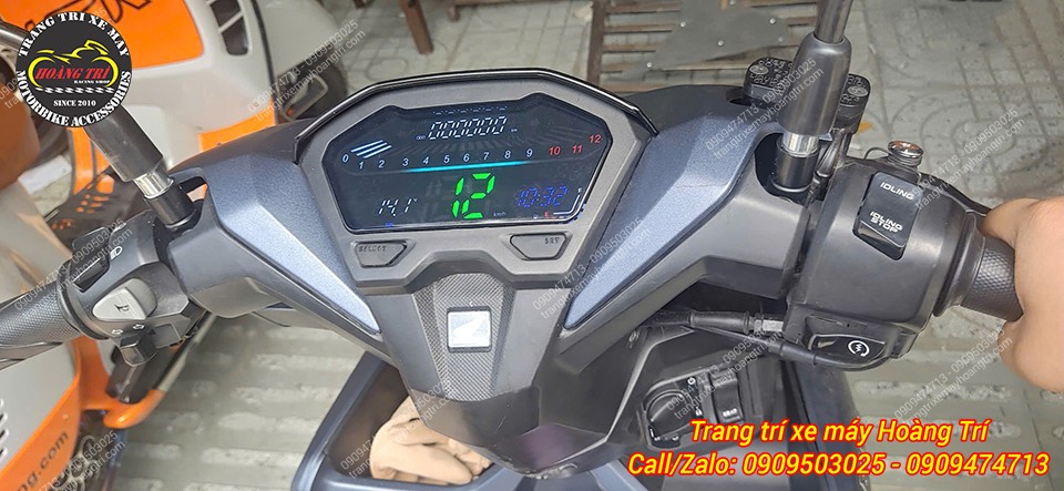 Xe vừa được thay thế đồng hồ zin bằng đồng hồ LCD cho Vario 2018–2025