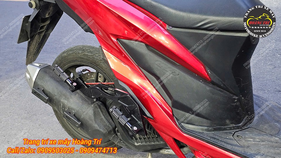 Cặp gác chân sau đã được thay mới hoàn toàn bằng gác chân phụ HTR