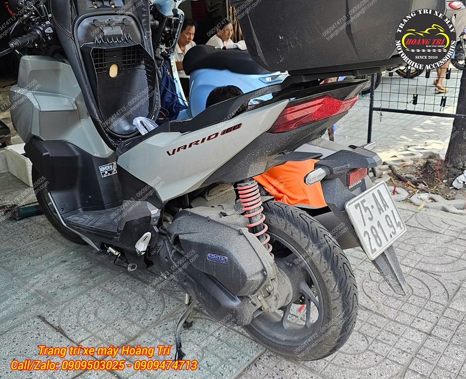 Cảm giác nhún chưa tối ưu khiến chủ xe quyết định nâng cấp lên phuộc Ohlins
