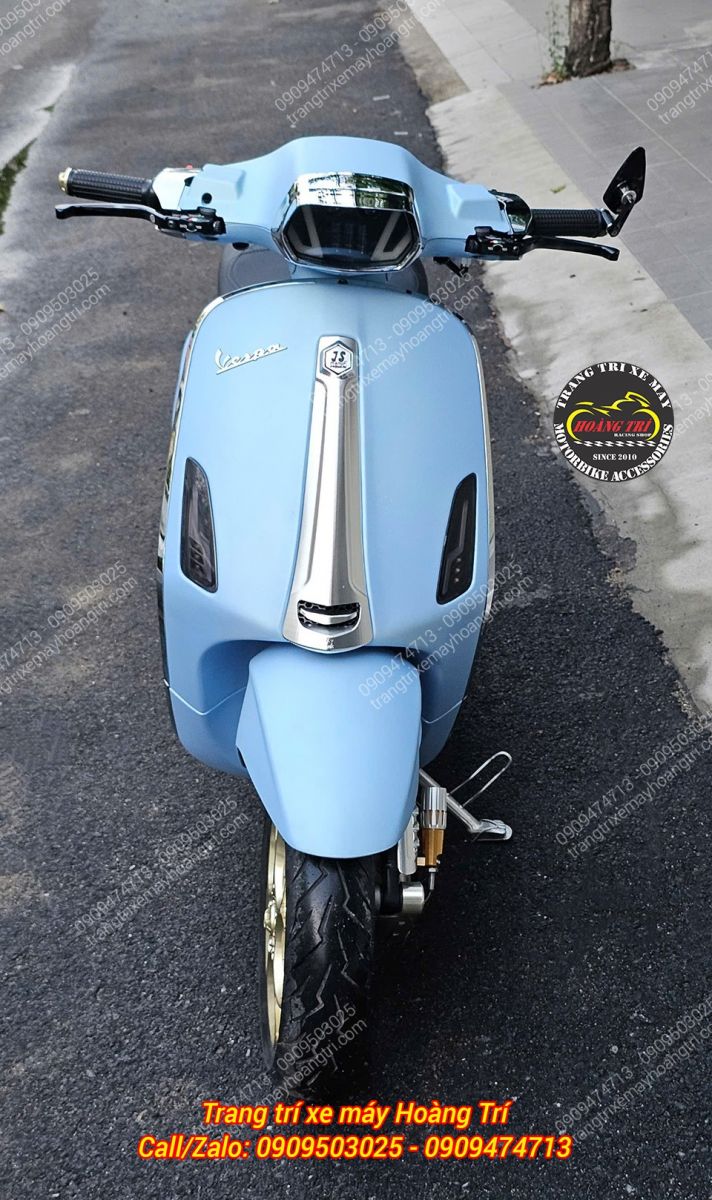 Vespa Sprint S TFT khoác lên mình màu sơn theo chuẩn Vespa 946 Snake 2025