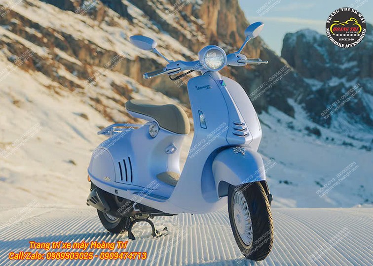 Yêu cầu màu sắc của anh khách được dựa trên phong cách Vespa 946 Snake 2025