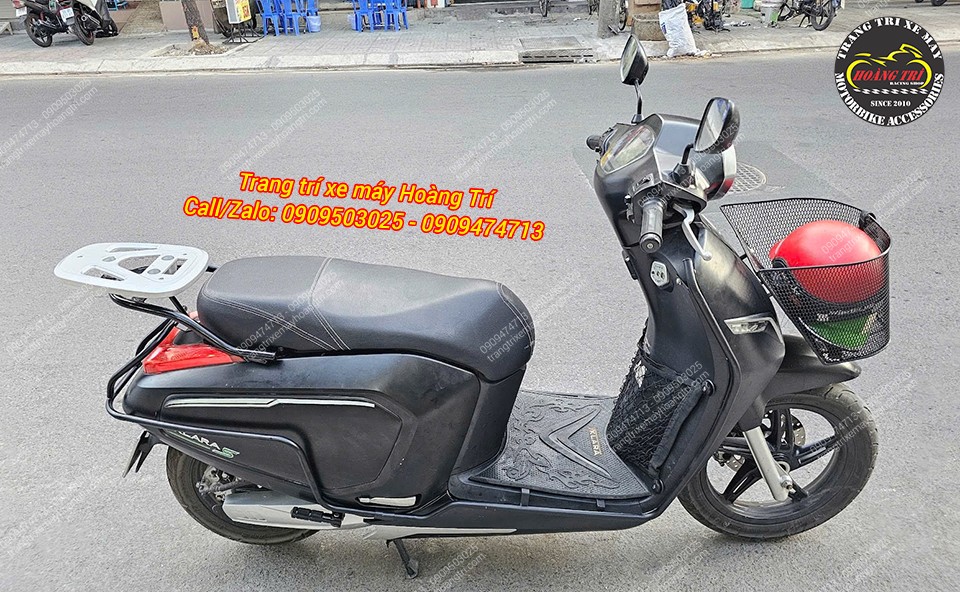 Klara S với khung bảo vệ cùng tông giúp xe thêm phần mạnh mẽ và ngầu hơn