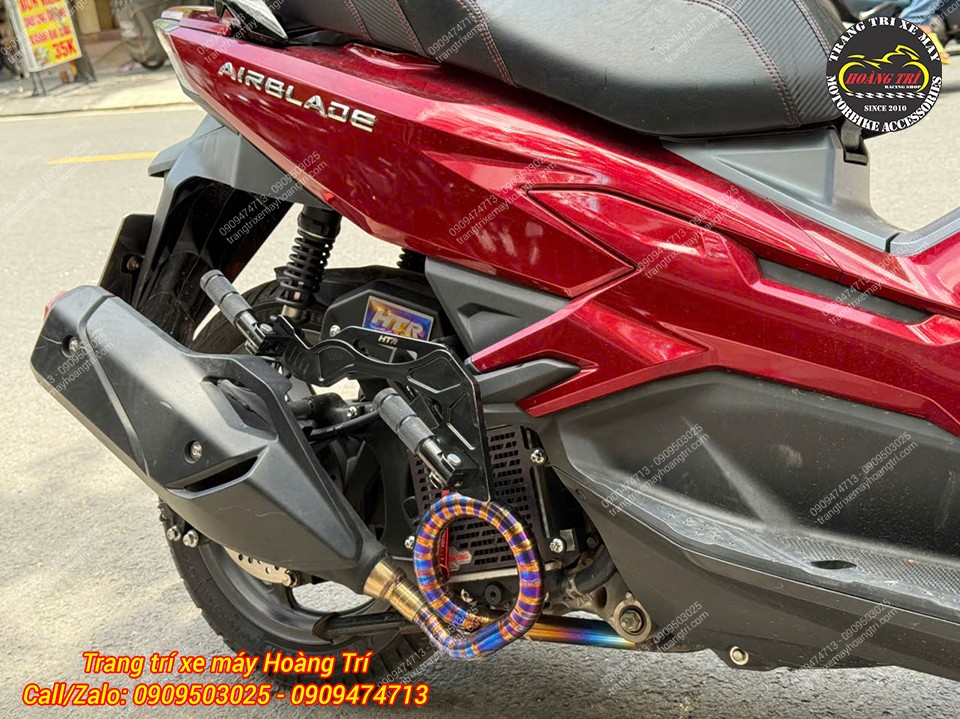 Cần một chút chỉnh sửa nhẹ để lắp gác chân chắc chắn cho xe